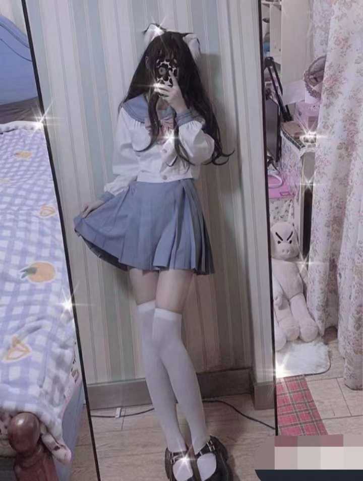 清纯兼职学生妹