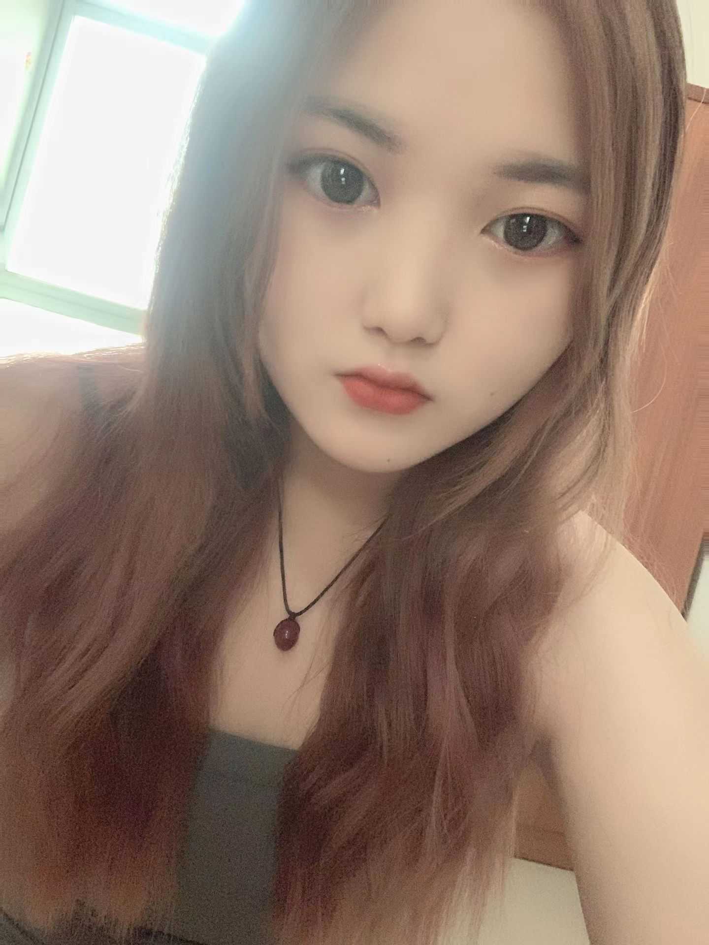 可爱娇小,，年轻活特别棒