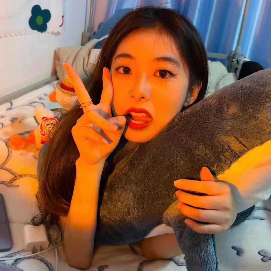 性感可爱的兼职学生妹妹