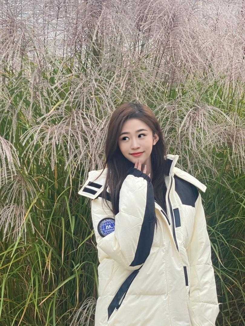 武侯区很乖的兼职女孩