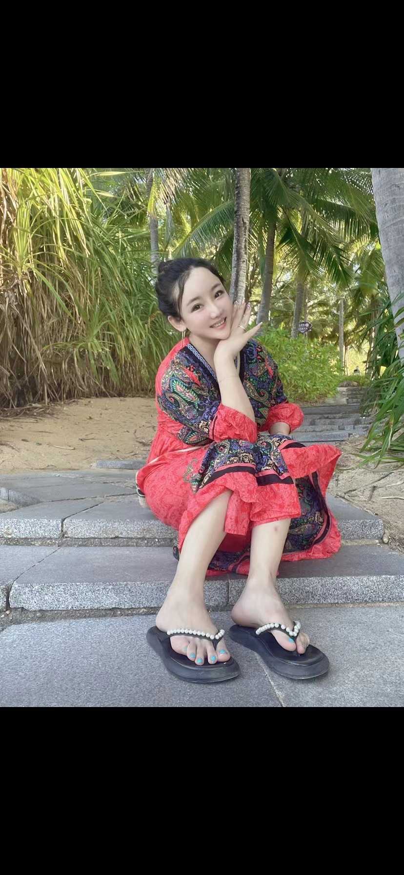 大胸美女可以一试，让人欲罢不能。