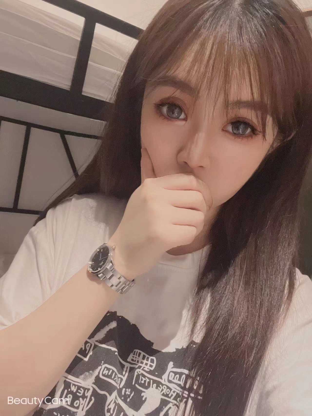 挺会聊的，放得开，总体不错