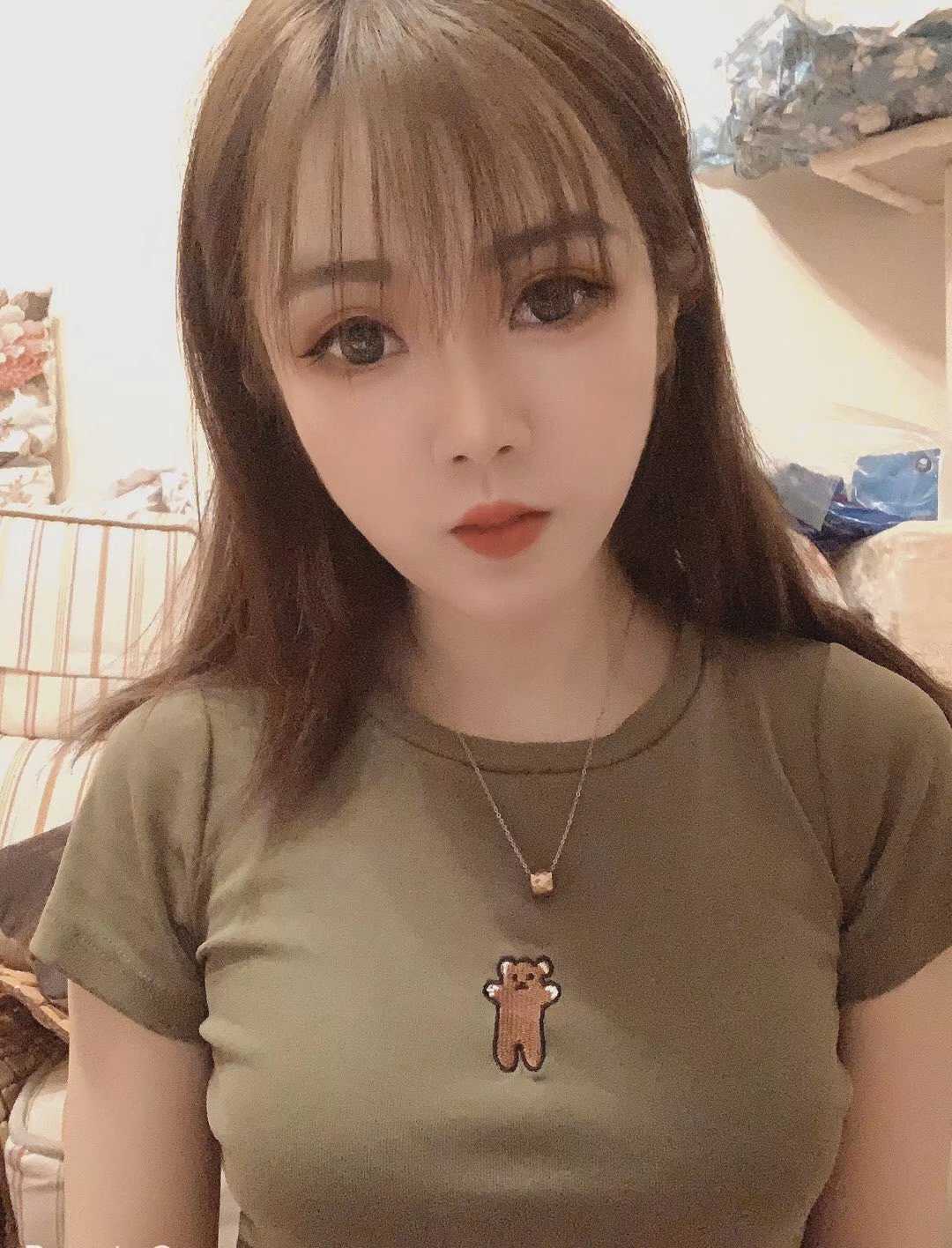 挺会聊的，放得开，总体不错