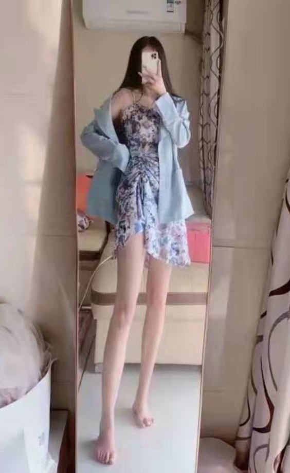 女神级的美女，可甜可盐