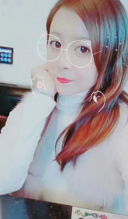 偶尔兼职的妹子，综合素质高