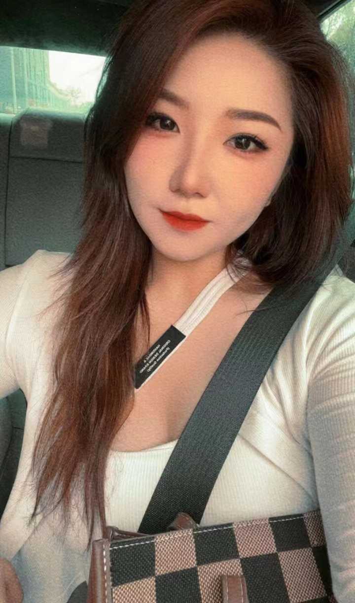 值得多刷的小姐姐