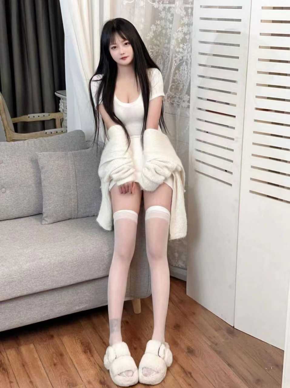 大长腿美丽小妹妹