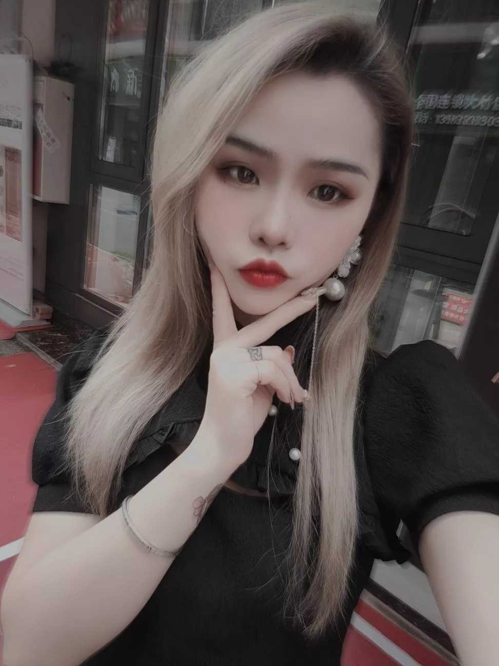 五里店两姐妹一起玩