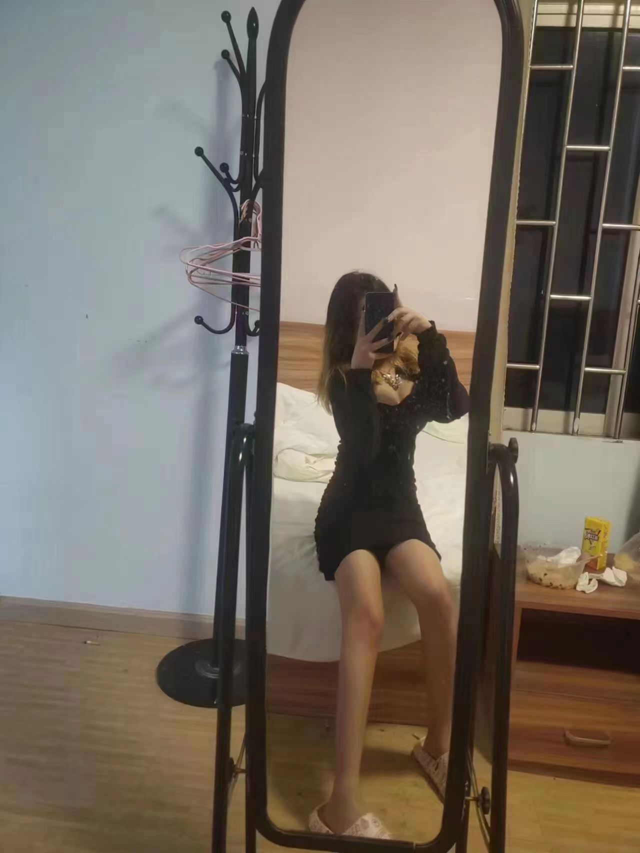 年轻漂亮，爽得不要不要的