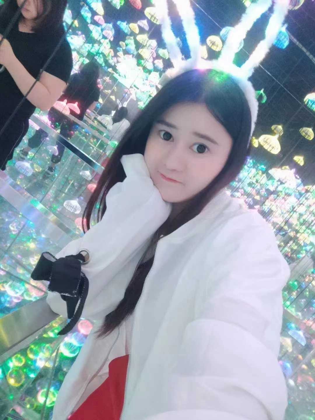 丰满大胸妹妹，服务可以