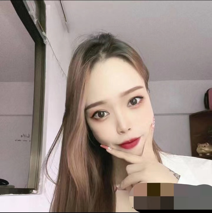 身材高挑，颜值不错