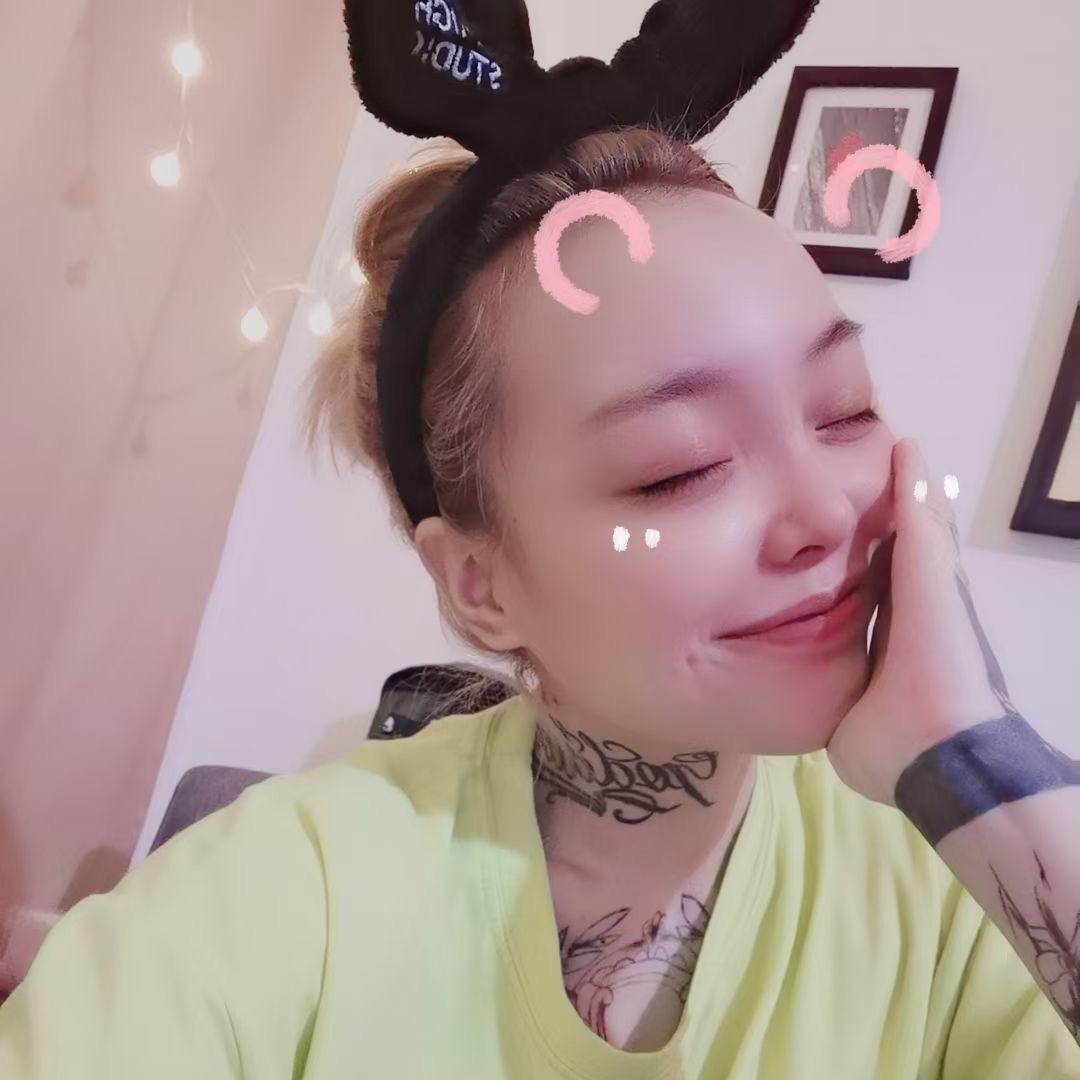 性感纹身妹子东东