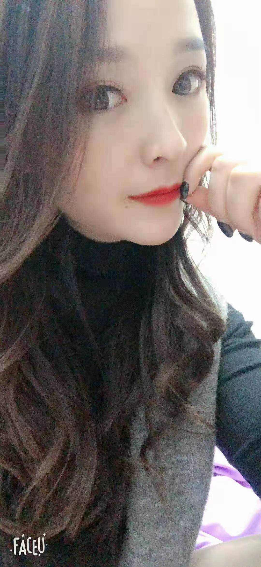 随意我做，各种姿势都很配合