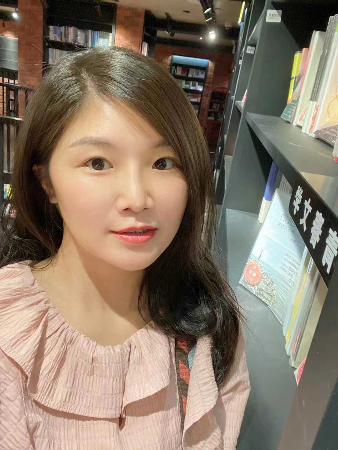 看着很有欲望的妹子