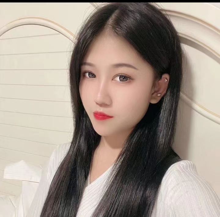 年轻身材不错值得试试