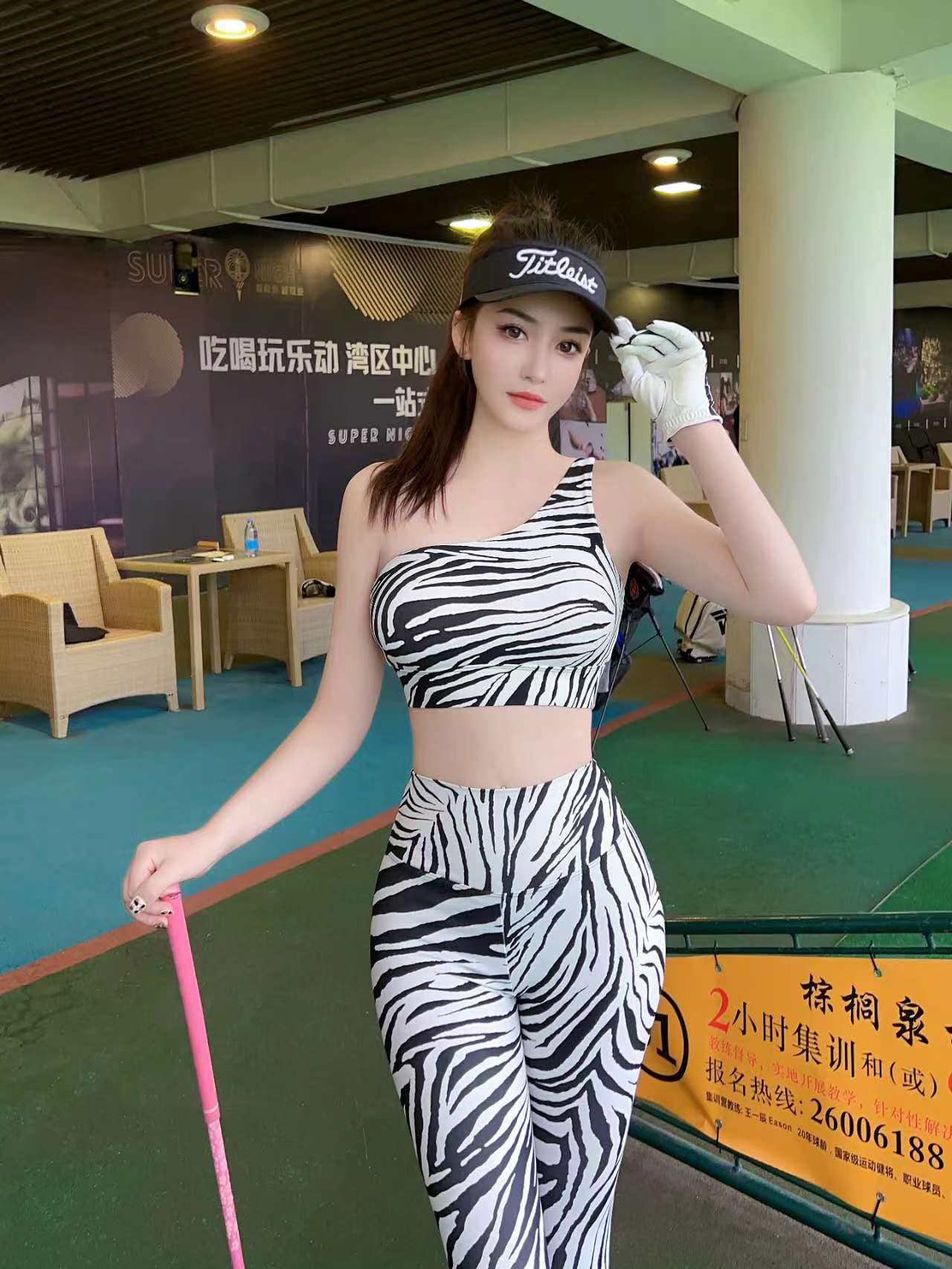 颜值身材一级棒的小姐姐