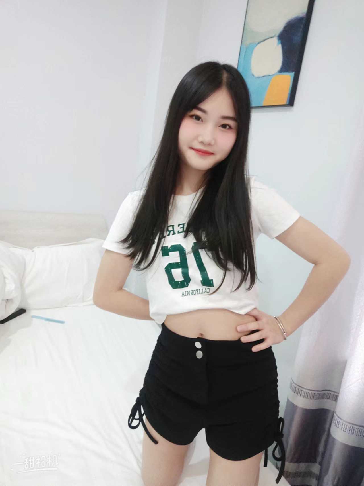 龙岗区刚下嗨的兼职妹子