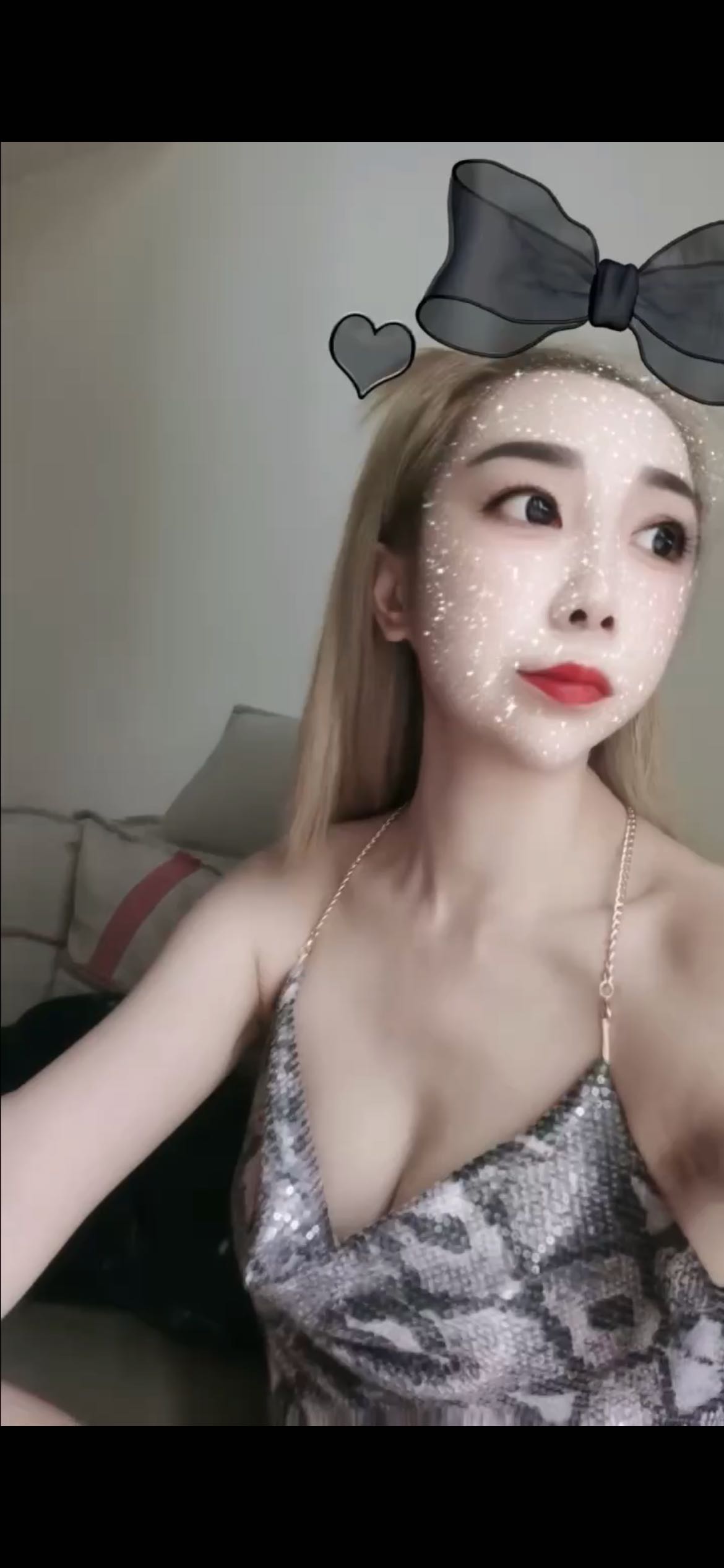 五华吾悦 爱哭的猫