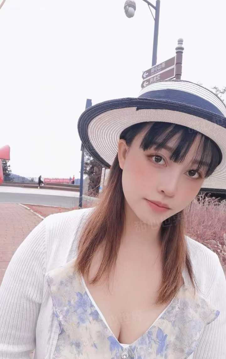 很符合口味的甜妹妹