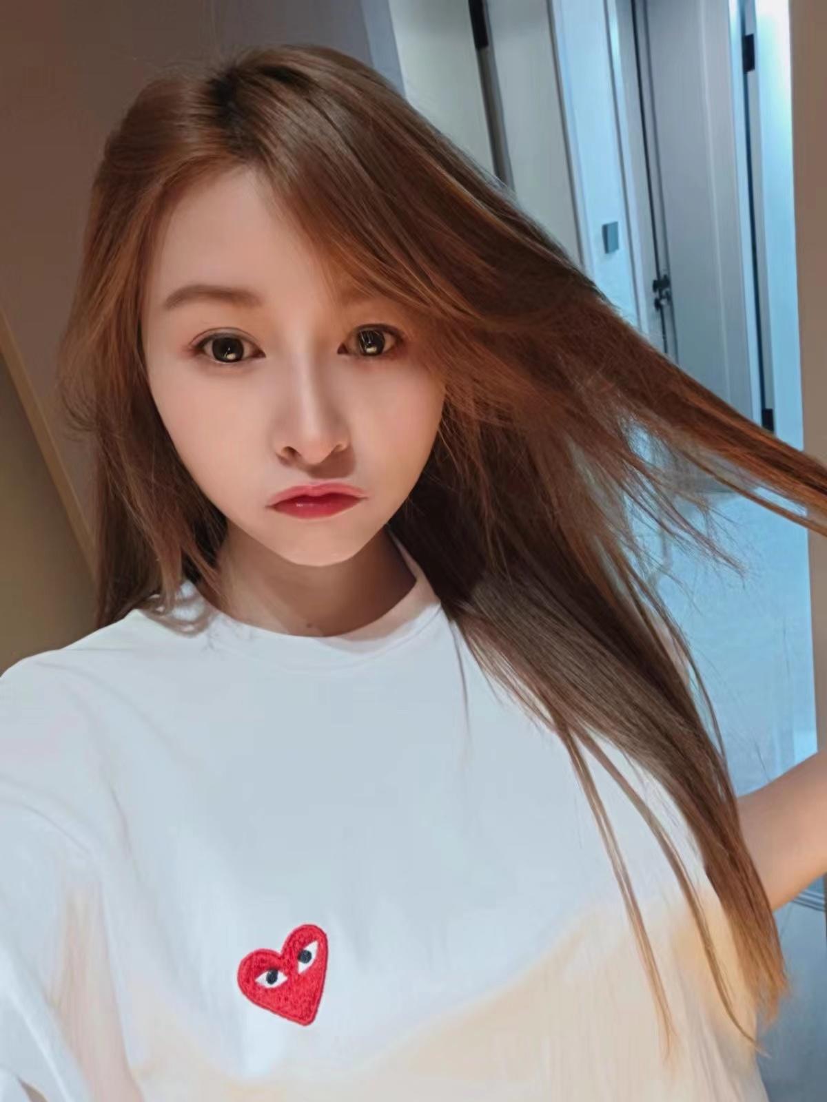 dd大胸的米奇姐姐