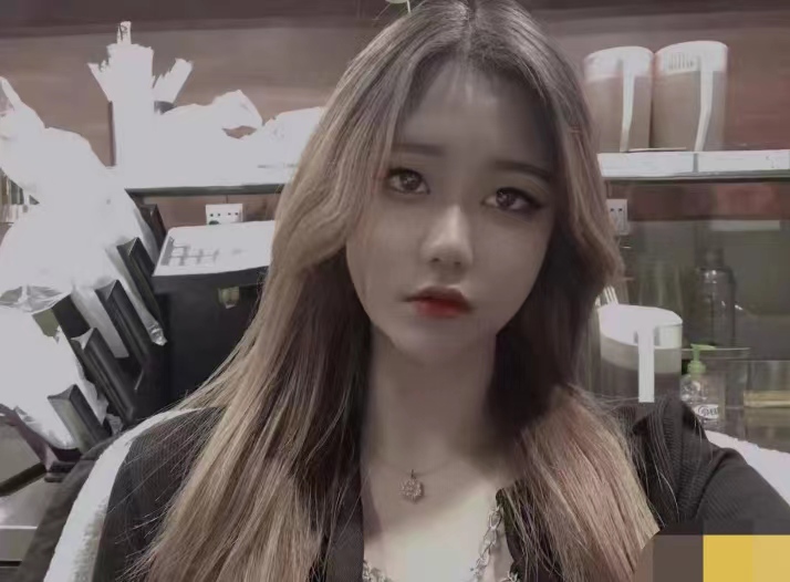 很给力的奶茶妹