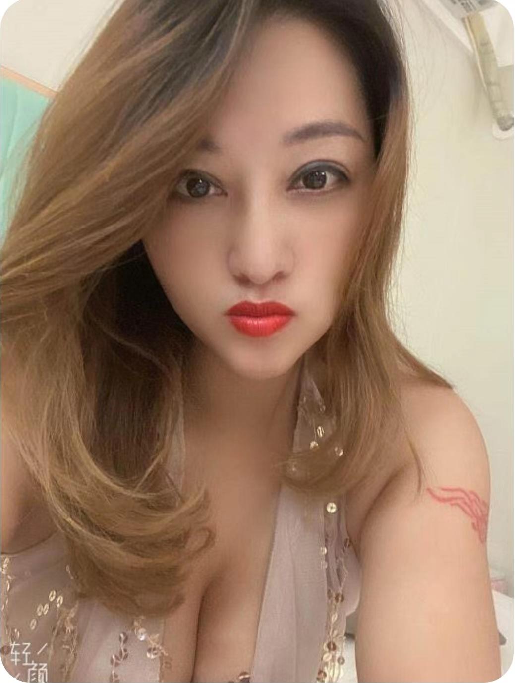 大奶熟女市中心可外