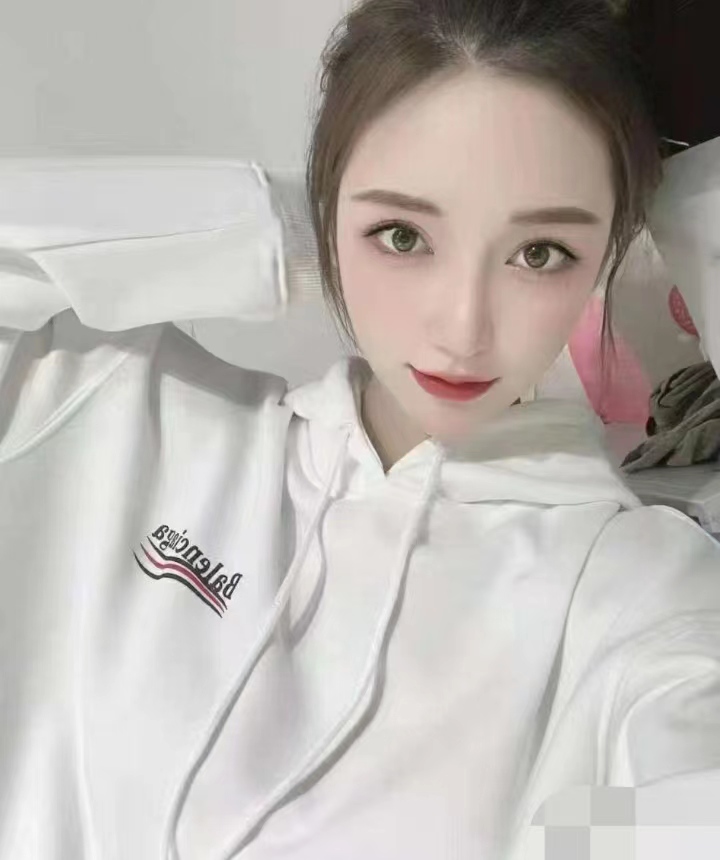 大长腿的美丽妹妹