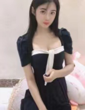 很诱人的大奶妹子