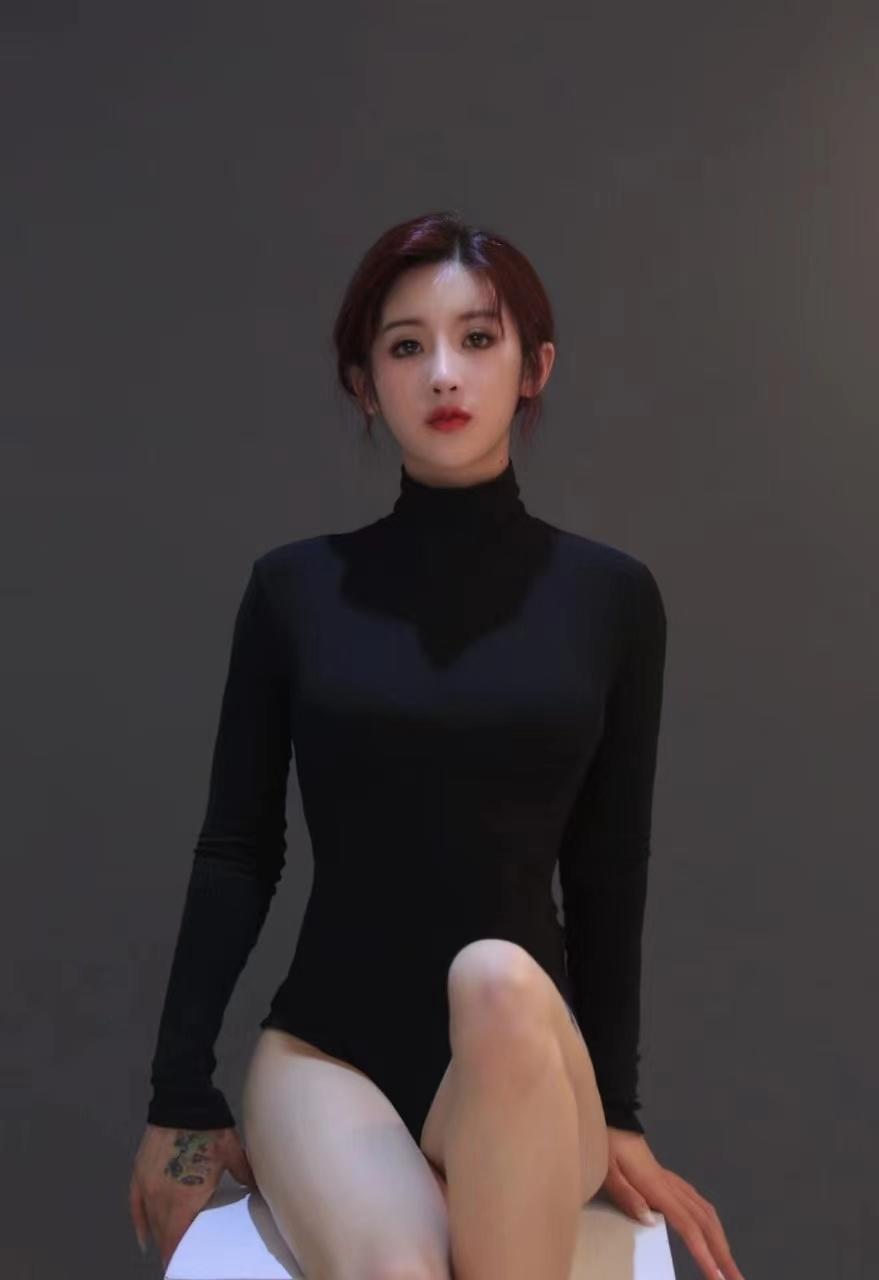 身材不错的小妹B嫩身材好