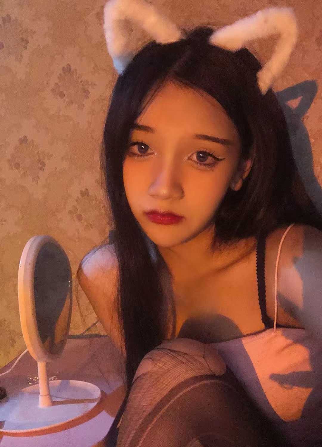 身材火辣 年轻粉嫩