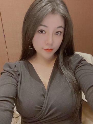 台江万达附近服装店兼职妹子