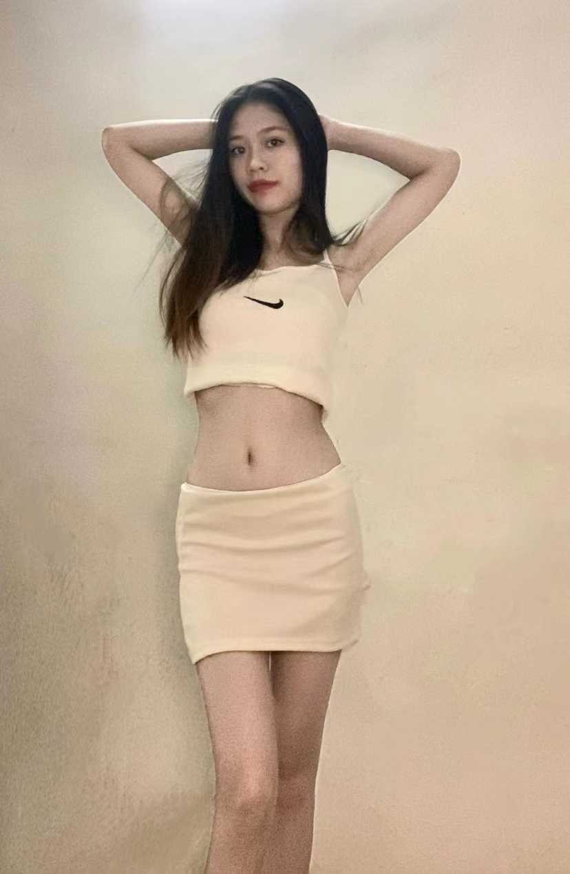 要颜有颜，要胸有胸，我敢说是男人都会喜欢。