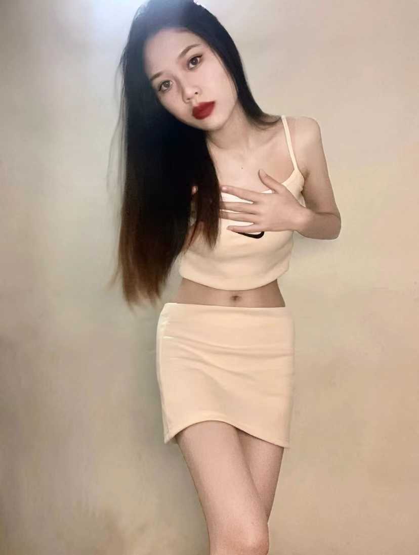 要颜有颜，要胸有胸，我敢说是男人都会喜欢。