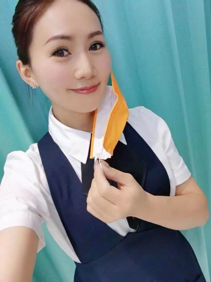 体验成都制服服务系，情趣少妇