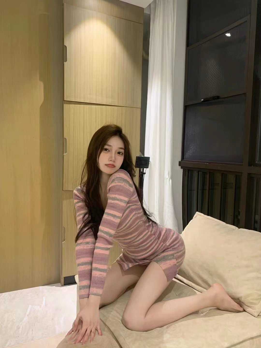 舌头很厉害的，叫床声音很好听