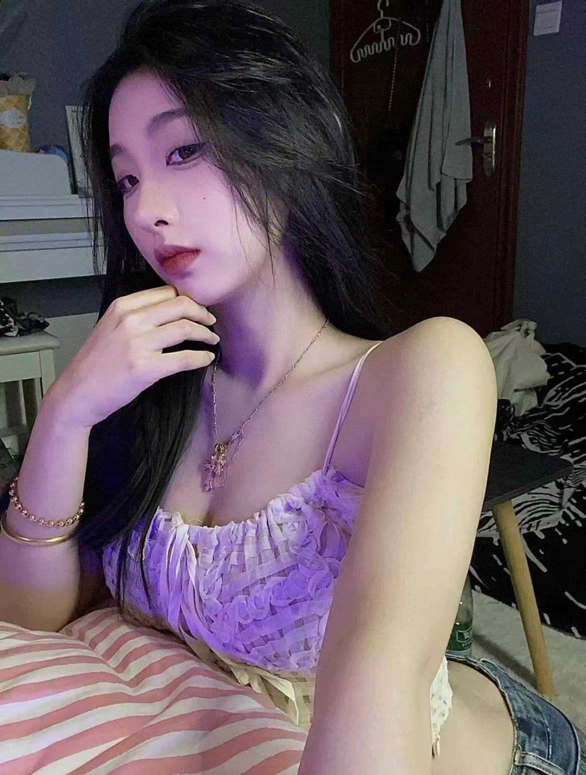 服务一流，高挑的妹子，很滑很多汁