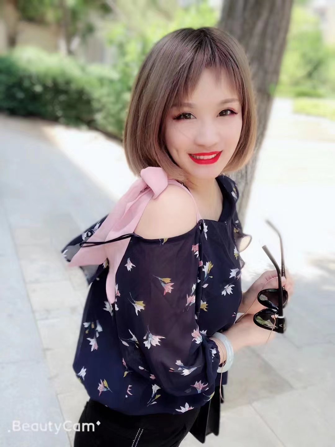 服务不错，认真不机车