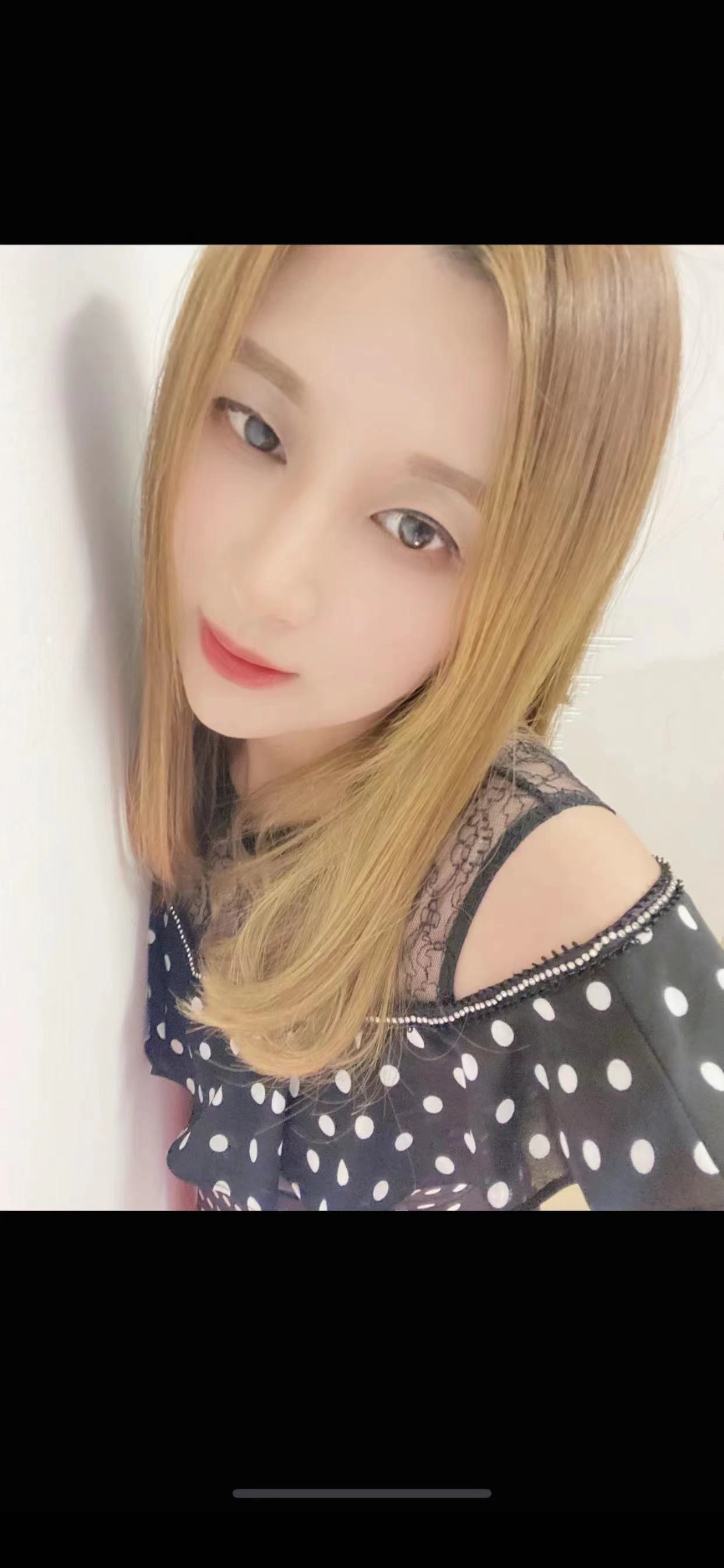 抱着后入都非常爽，值得狼友们一试