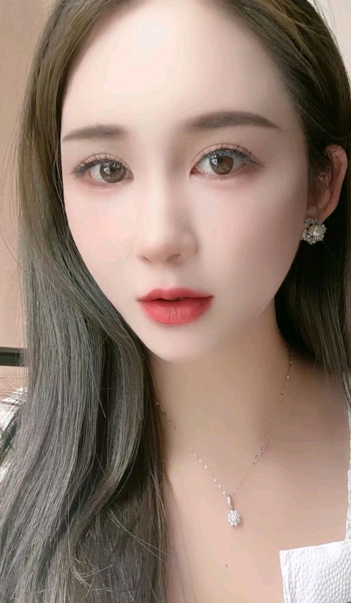 上海普陀兼职，肤白貌美，天然e杯，人照合一性格开朗