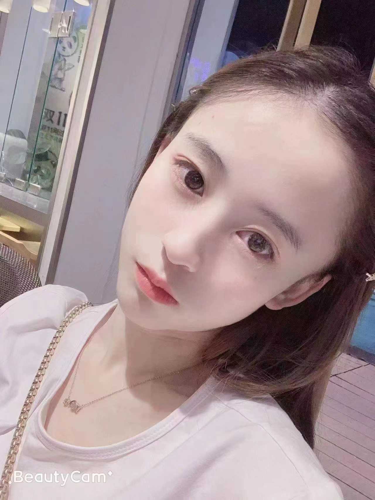 天河小可爱  雯雯