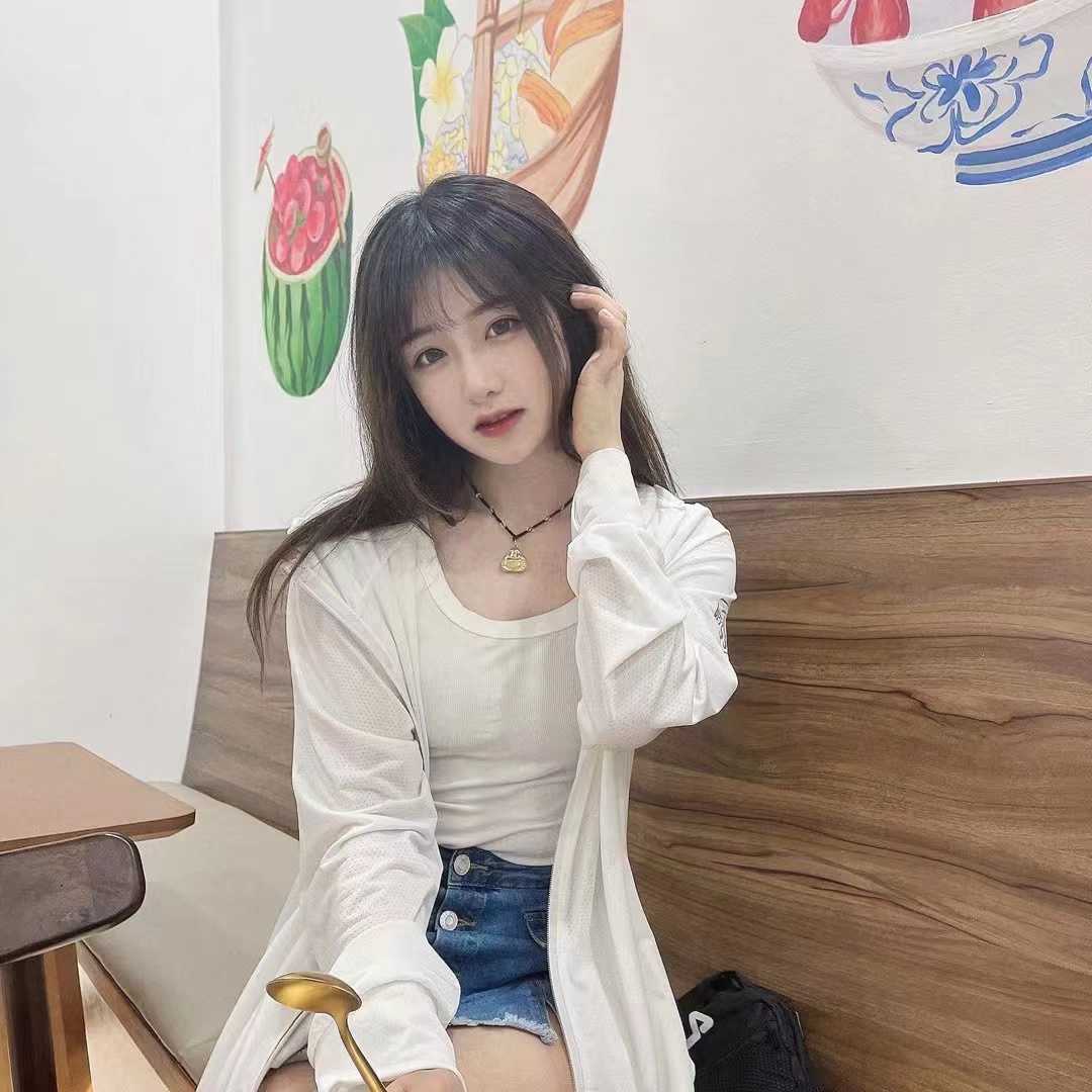 气质很好也很温柔，服务态度不催