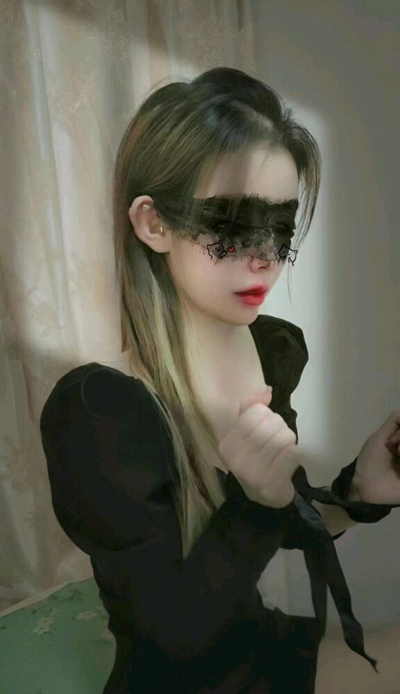 广州留学生兼职可御可甜，大长腿水蛇腰