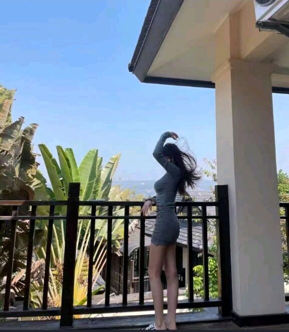 广州留学生兼职可御可甜，大长腿水蛇腰