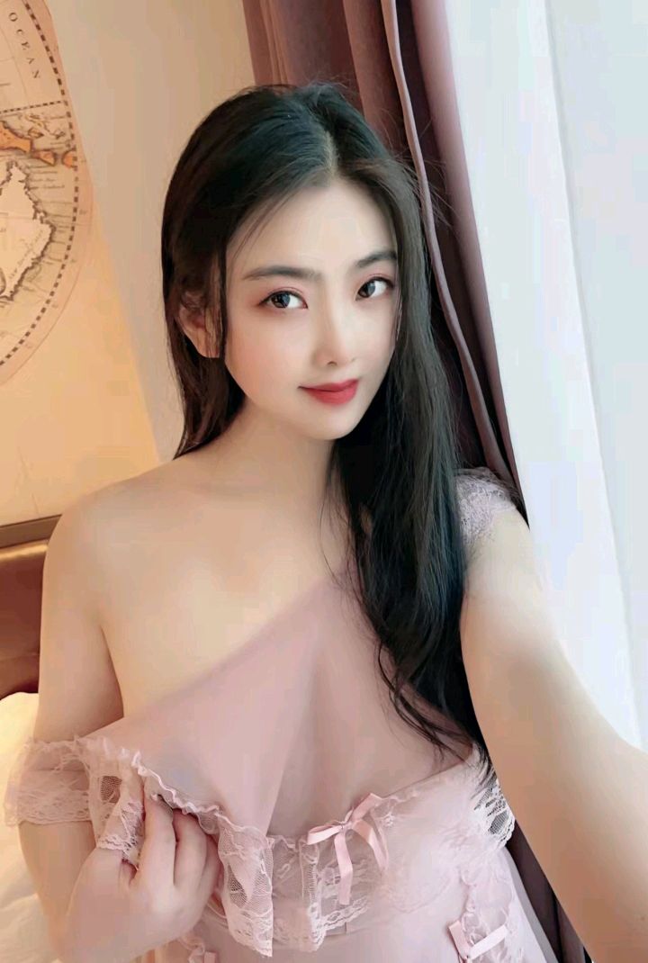 杭州滨江清纯甜美小少妇，肤白貌美大长腿，丰满型天然d胸，蜜桃臀