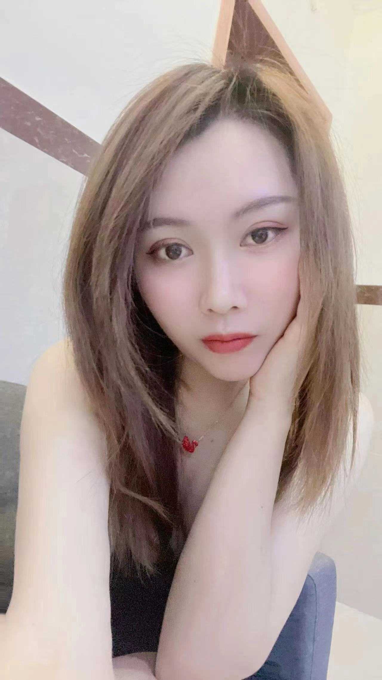 妹妹kh很好舔奶头舔的贼舒服