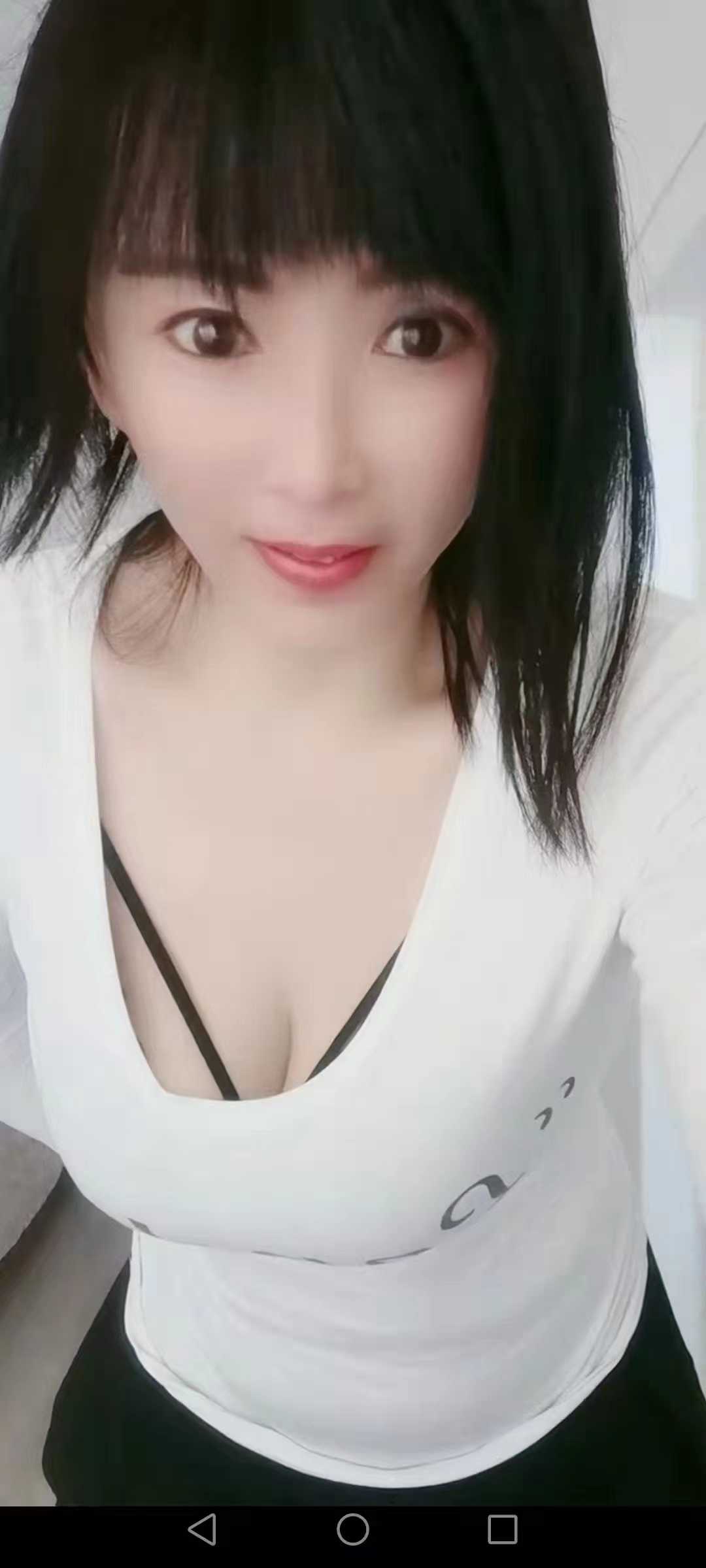 平时有健身的少妇