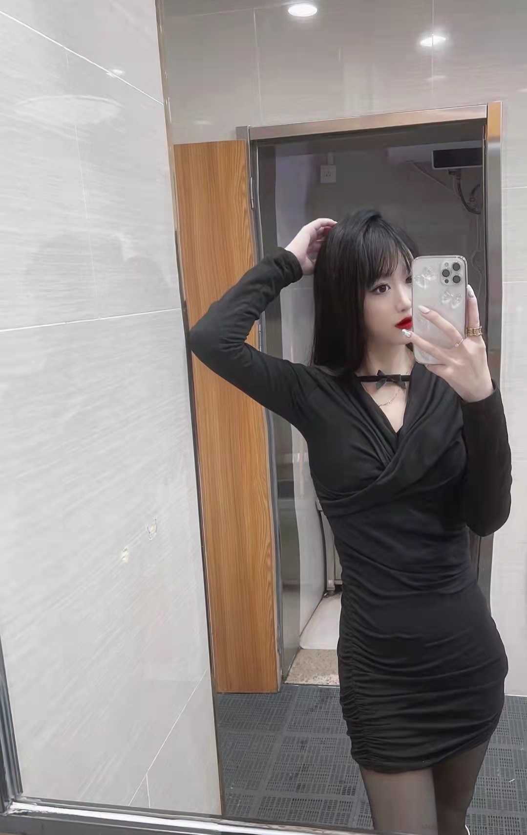 玩的很开，干的叫主人