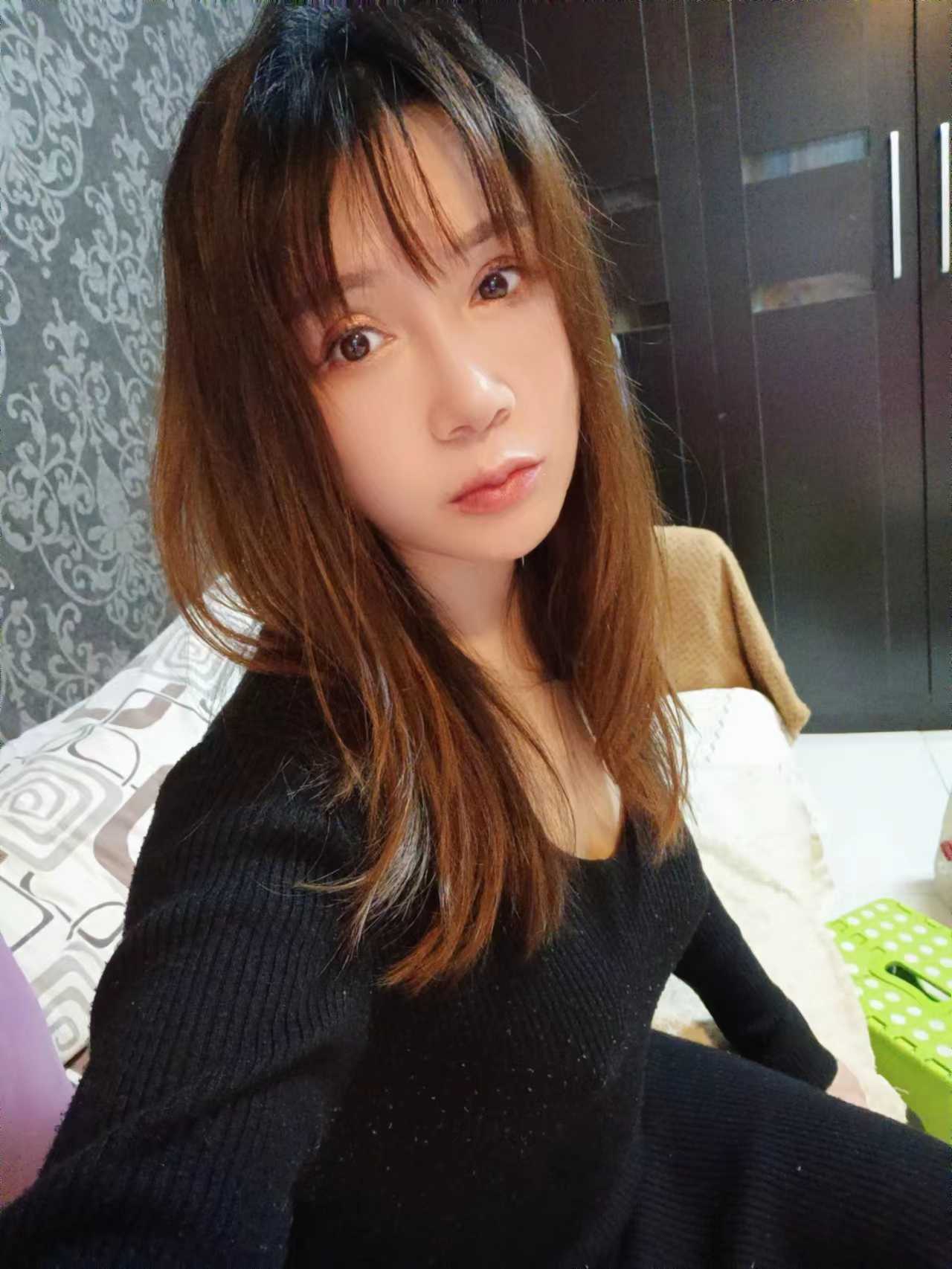 黑丝太诱人。几个姿势心满意足后完事