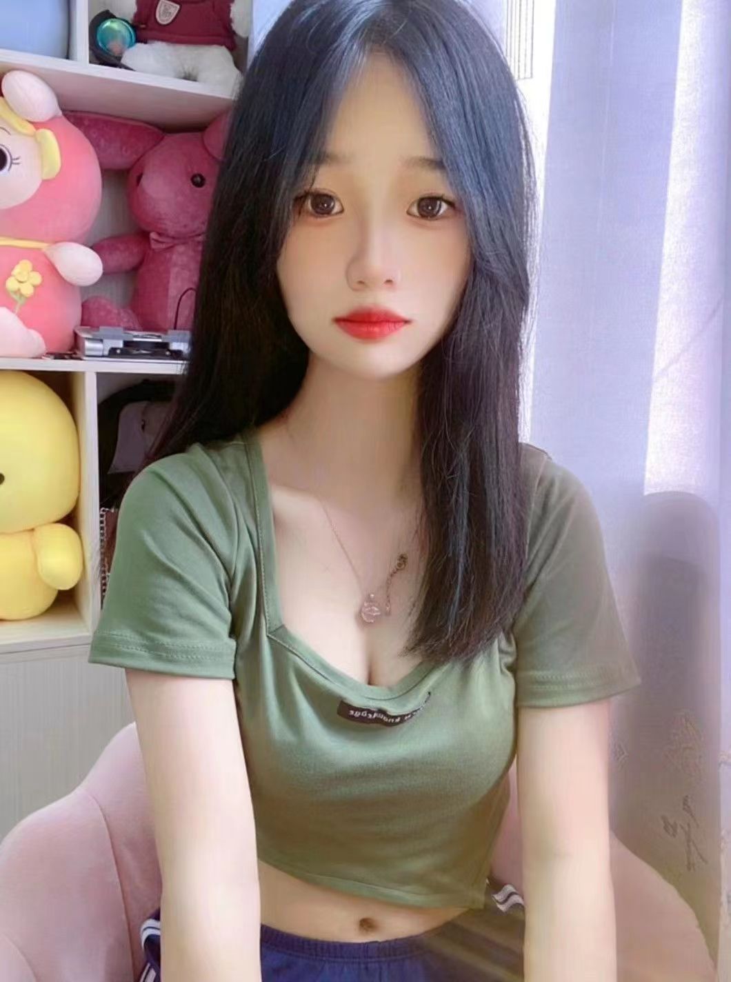 态度一如既往地好，很会挑逗，叫声特别sao，