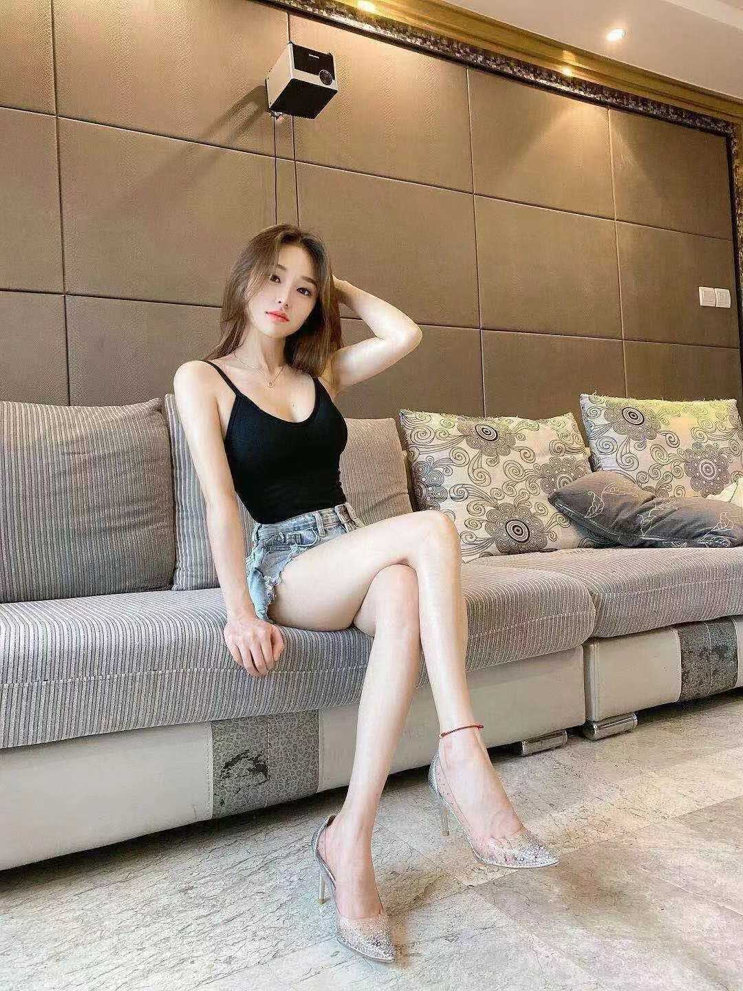 各种姿势轮流来，相当配合，一点都不催